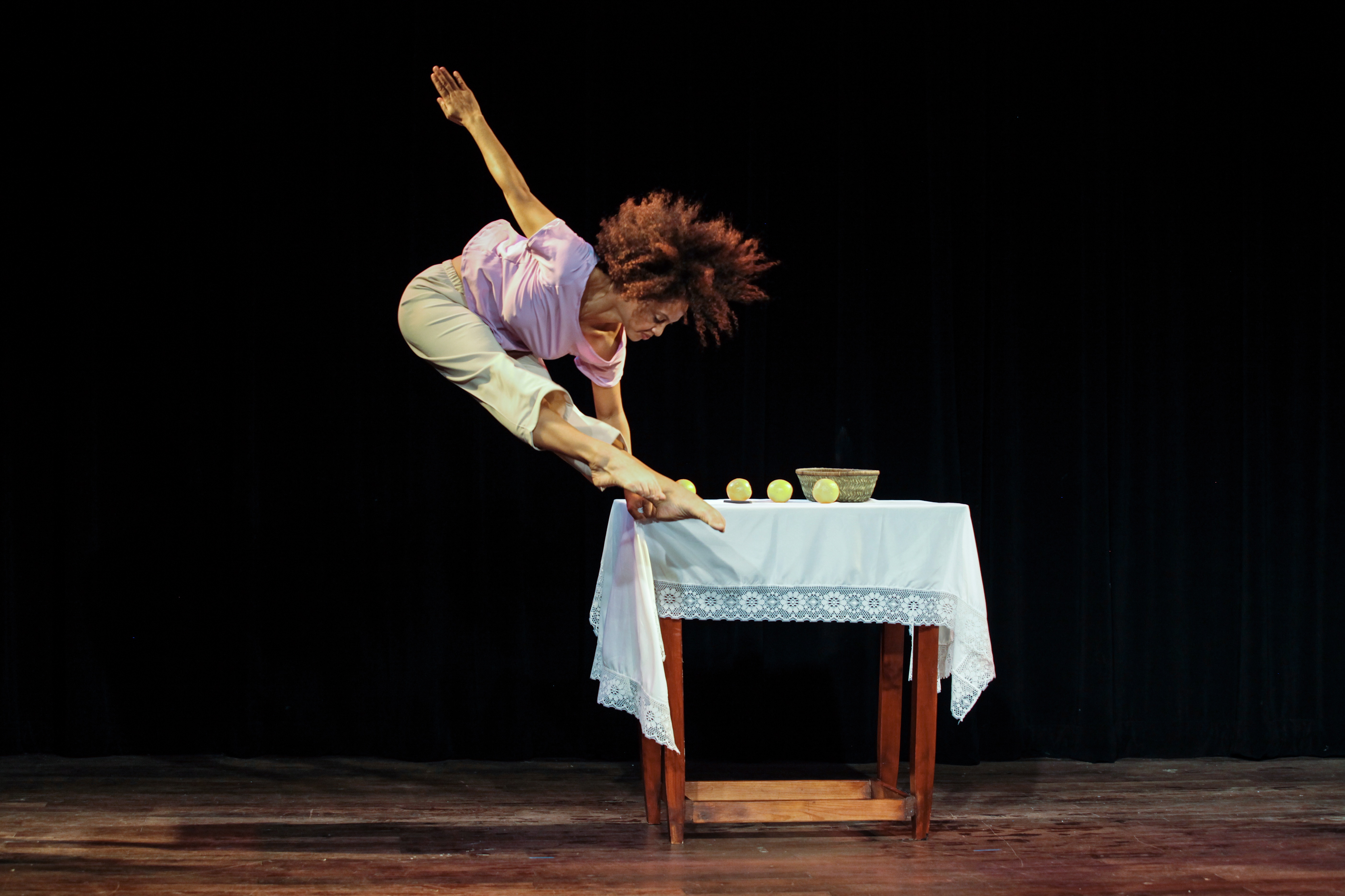 Saln Abierto de Danza Contempornea