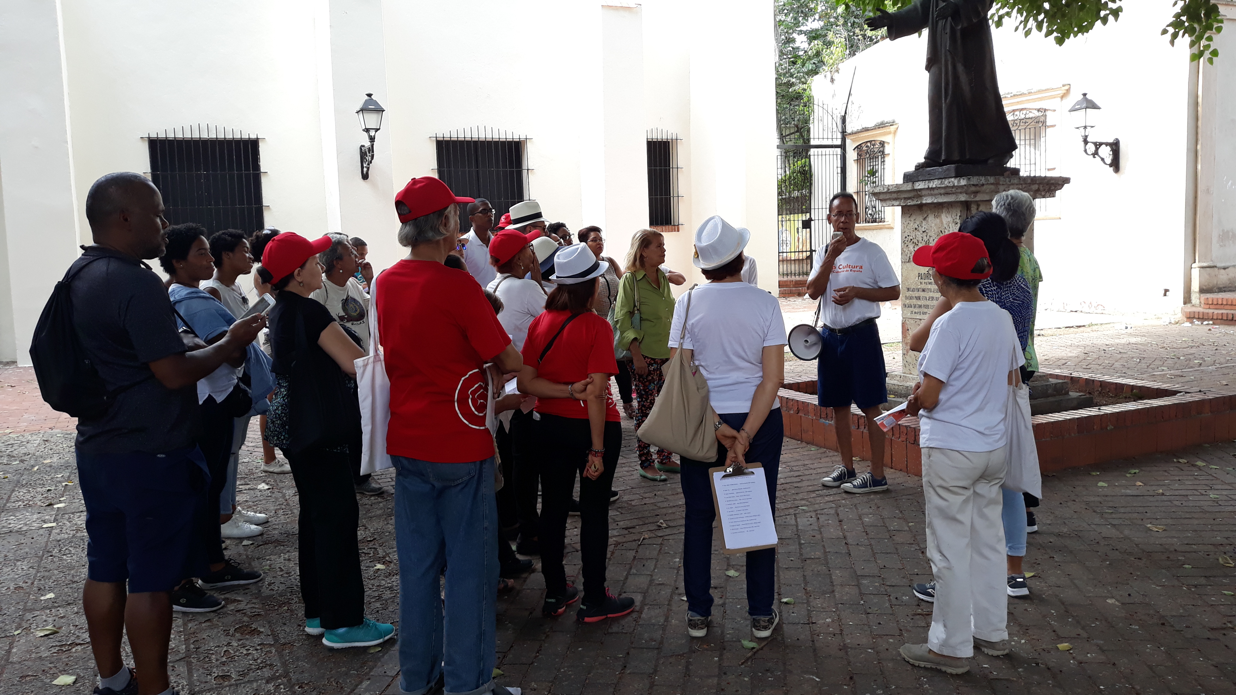 RECORRIDOS CIUDAD COLONIAL